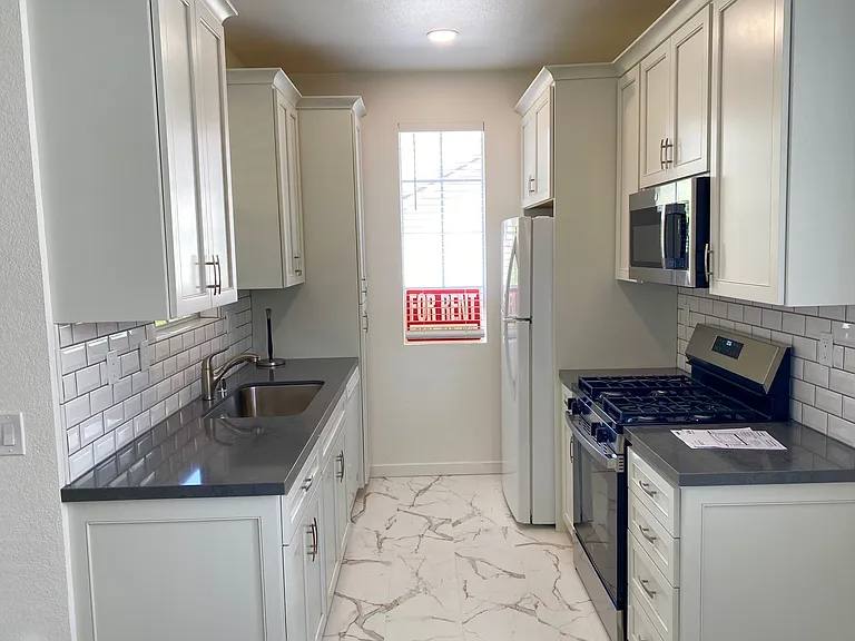 Apartment for rent at 10884 Sabre Hill Dr #308, San Diego, CA 92128