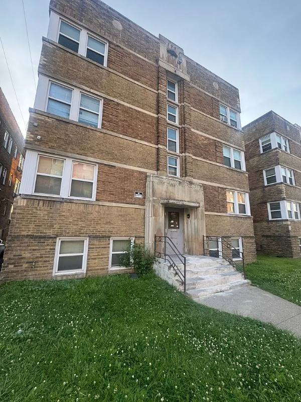 Apartment for rent at 2826 E 130th St #101, Cleveland, OH 44120