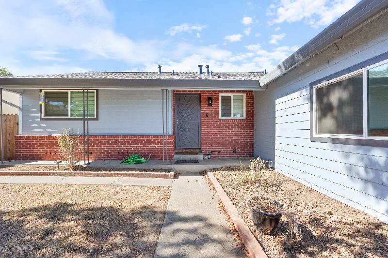 House for rent at 6718 51st, Sacramento, CA 95823