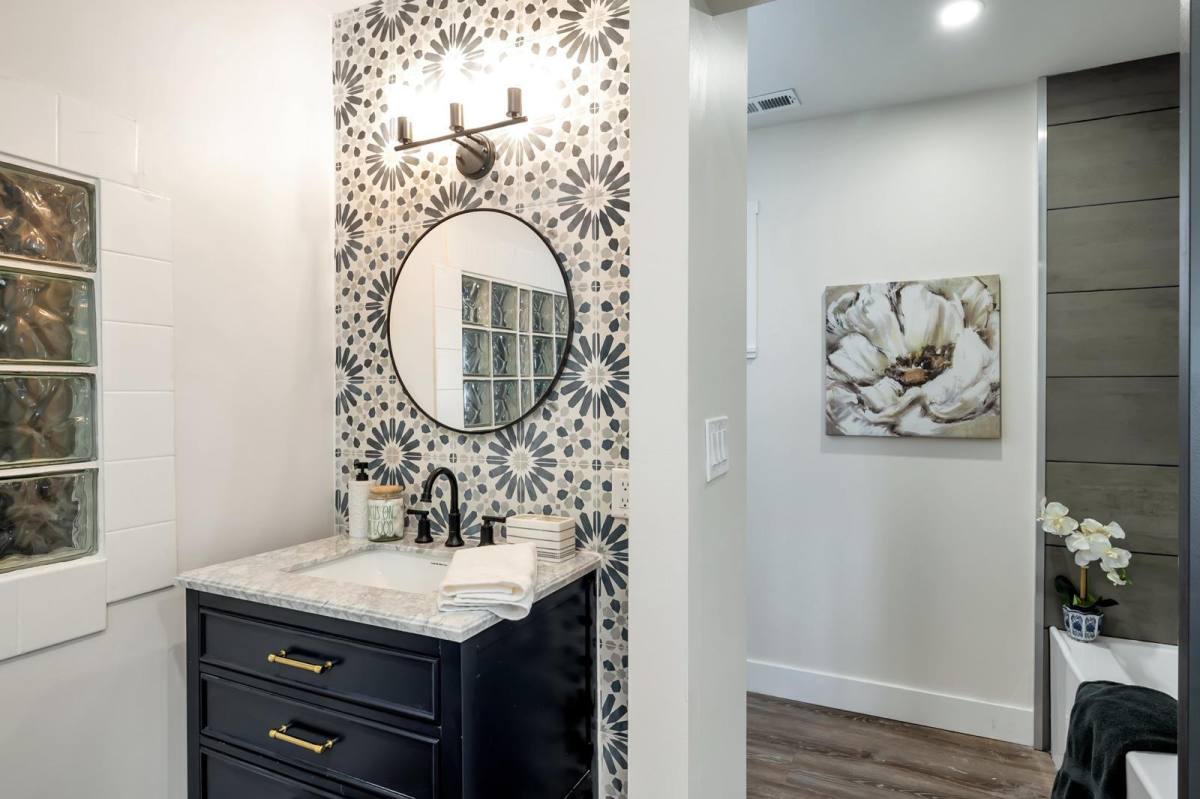 Apartment for rent at 1417 Monroe St #ADU, Denver, CO 80206