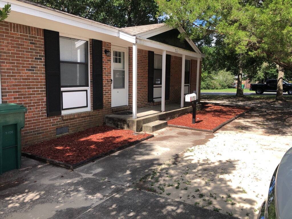 House for rent at 300 21st St, Niceville, FL 32578