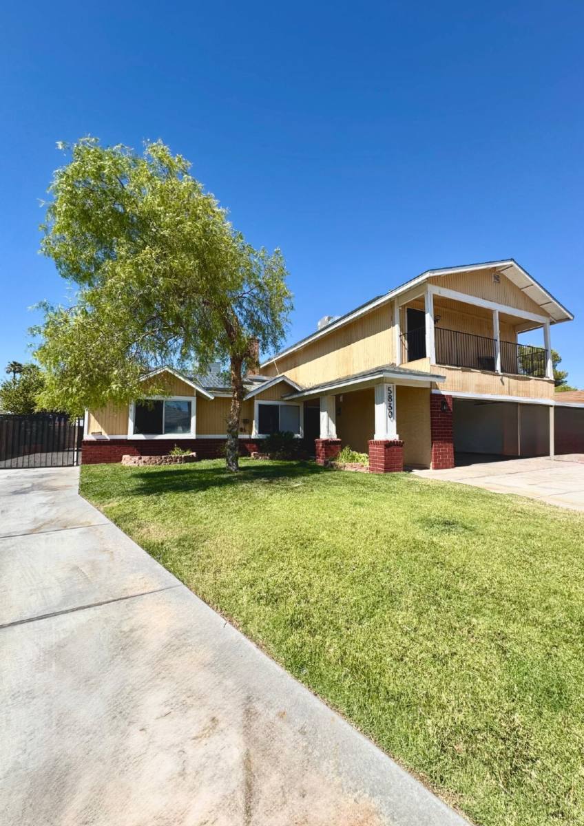 House for rent at 5830 Deer Valley Dr, Las Vegas, NV 89156