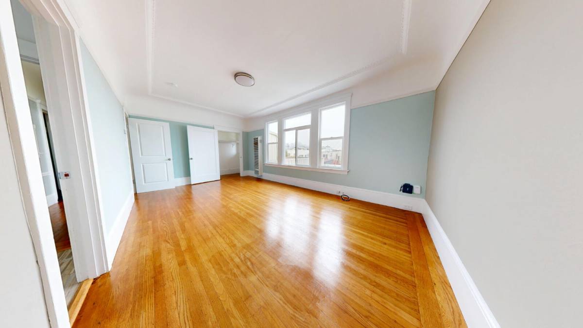 Apartment for rent at 241 Brighton Ave #4, San Francisco, CA 94112