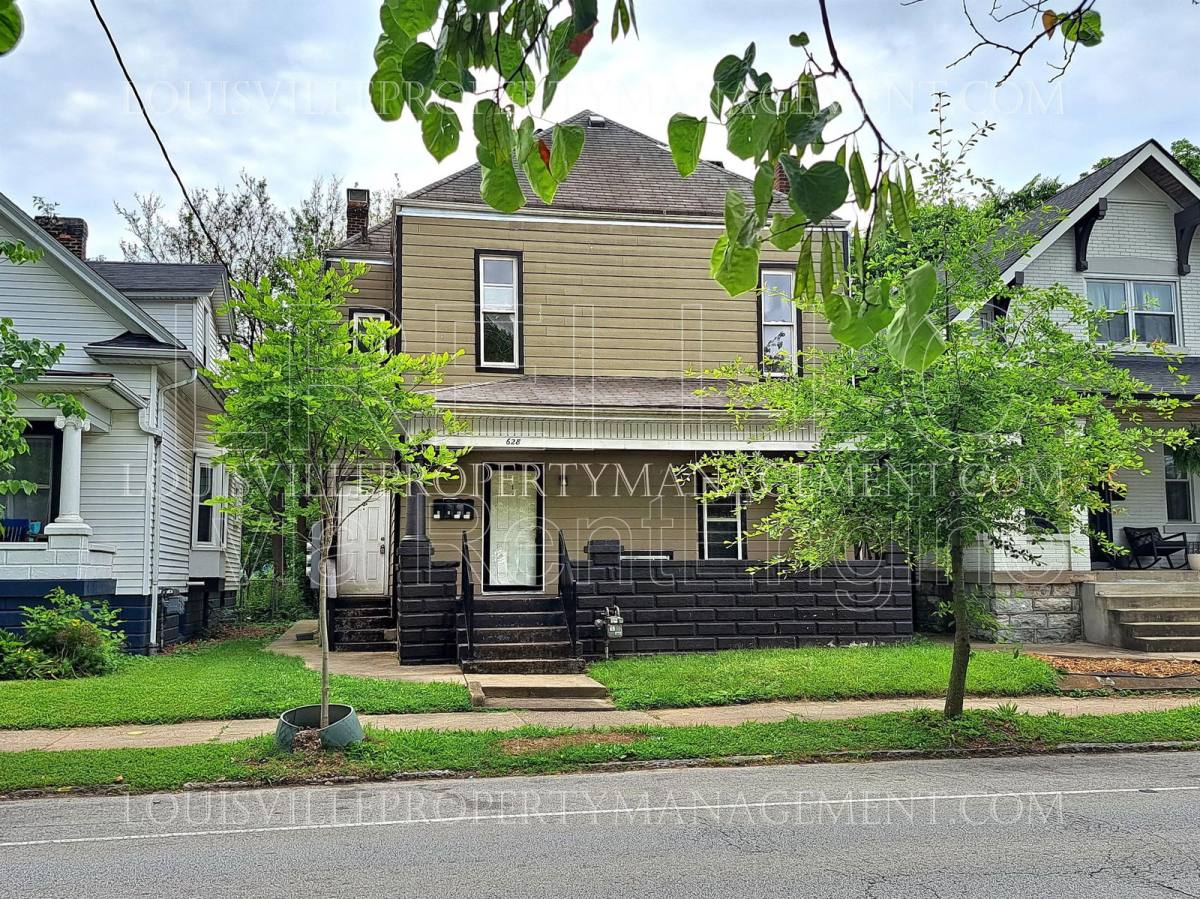 Apartment for rent at 628 E Oak St #2, Louisville, KY 40203