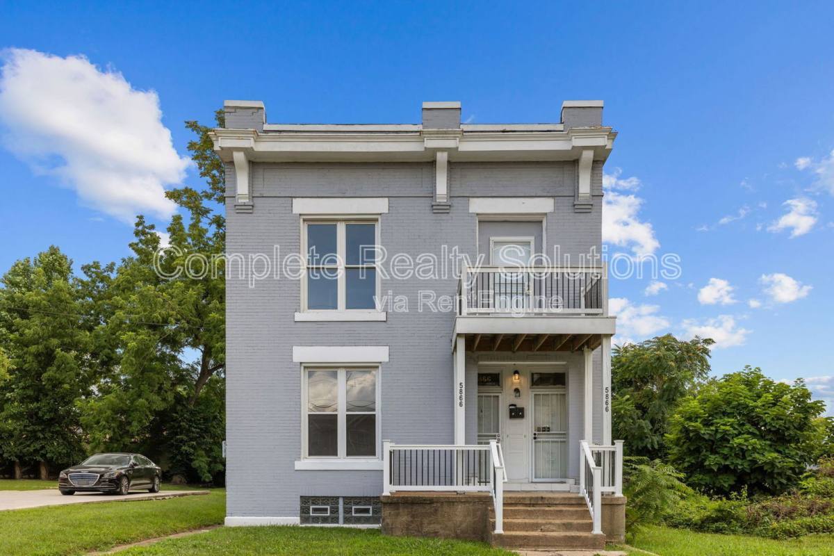 Apartment for rent at 5866 Etzel Ave #2F, Saint Louis, MO 63112