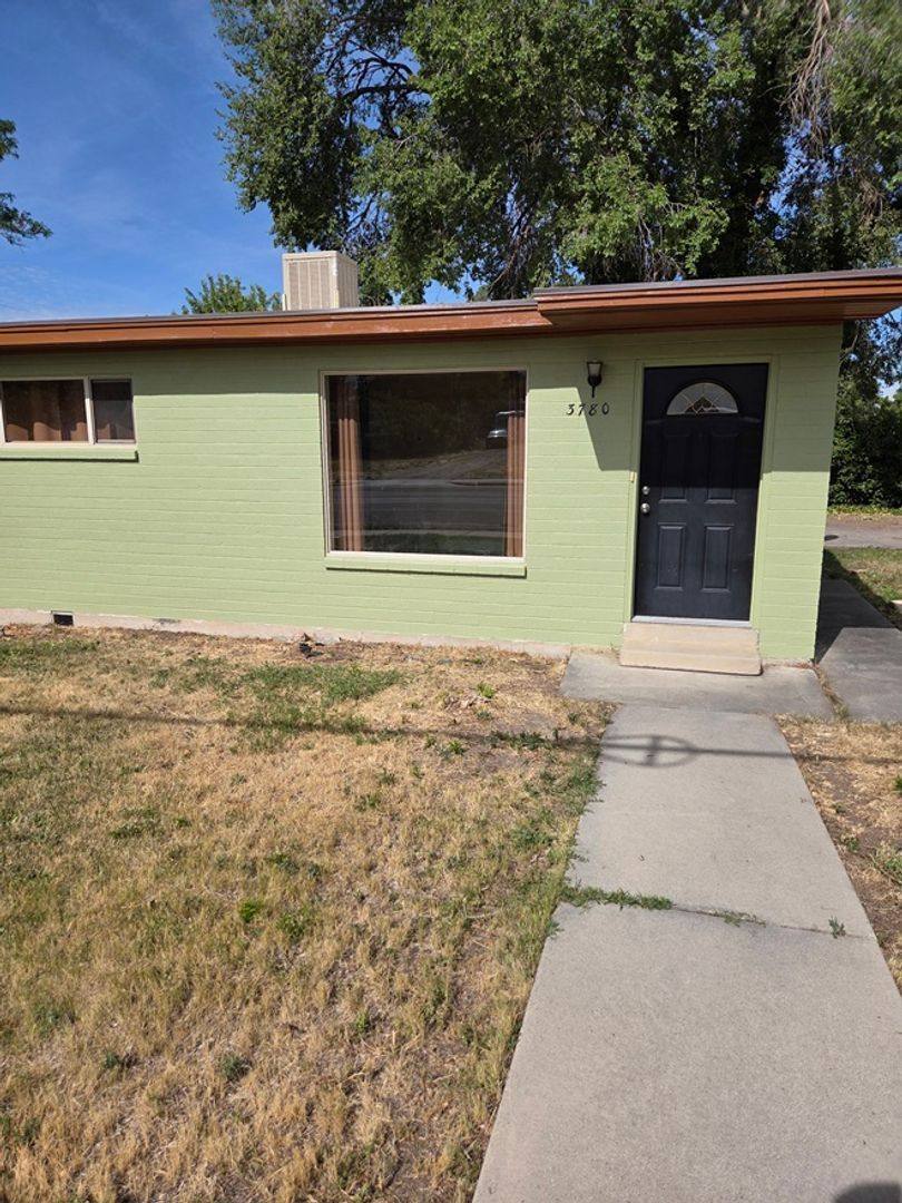 Townhouse for rent at 3782 S 1300 E, Salt Lake City, UT 84106