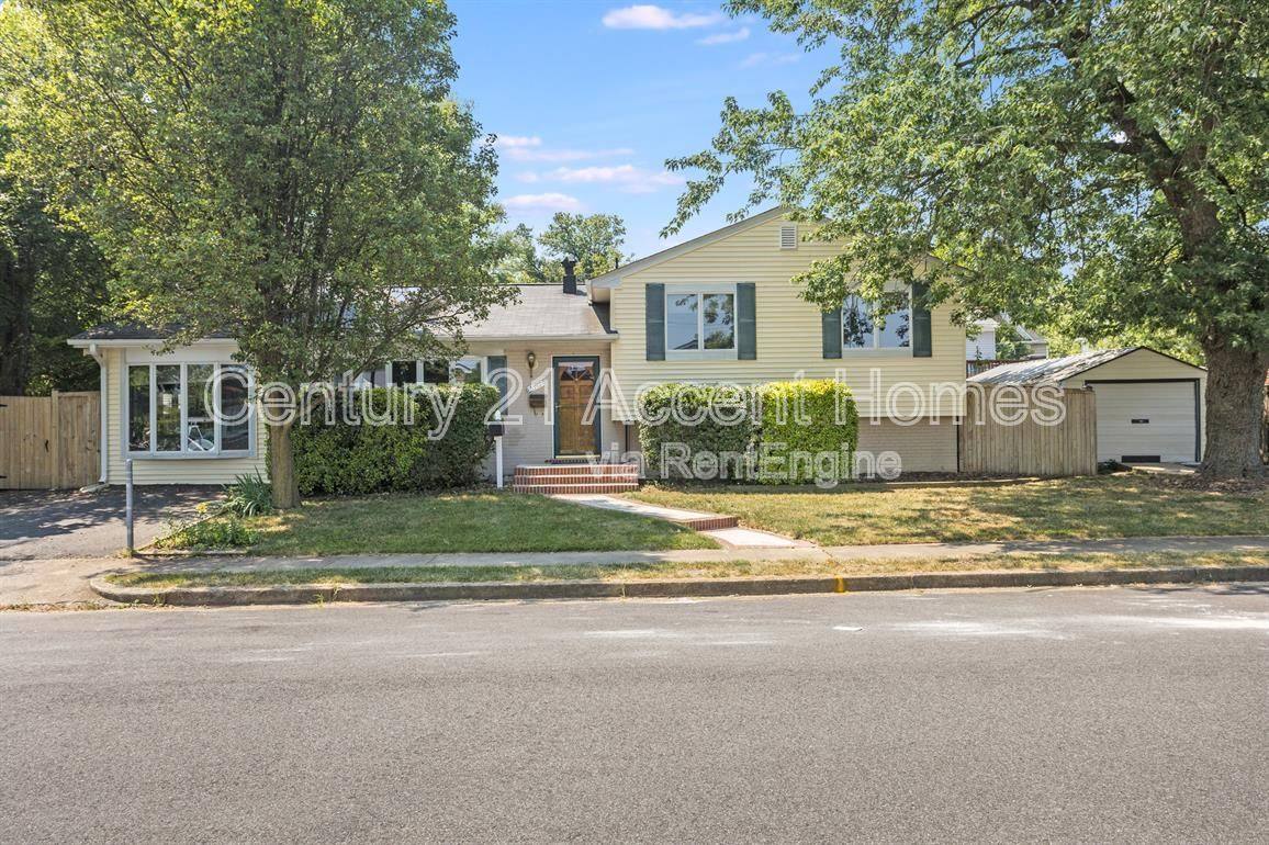 House for rent at 5912 3rd St S, Arlington, VA 22204