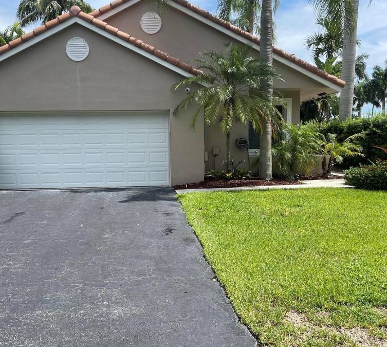 House for rent at 10101 NW 5th St, Fort Lauderdale, FL 33324