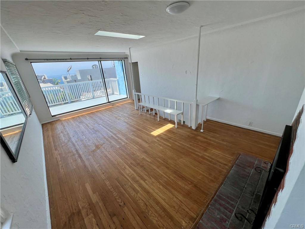 House for rent at 3217 Alma Ave, Manhattan Beach, CA 90266