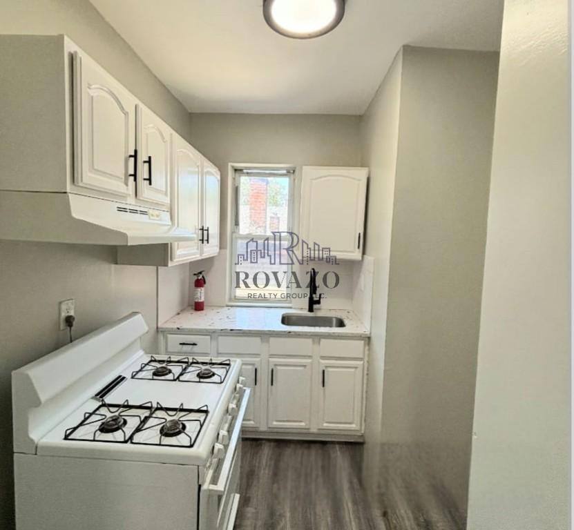 Apartment for rent at 153 Pierson St #11, Orange, NJ 07050