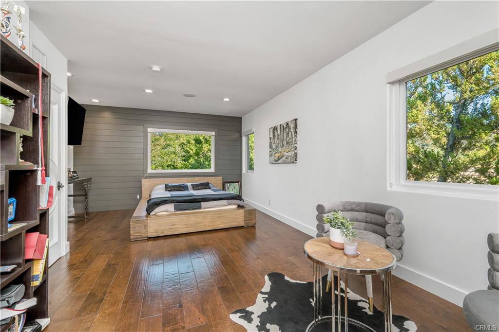 House for rent at 3677 Eddingham Ave, Calabasas, CA 91302