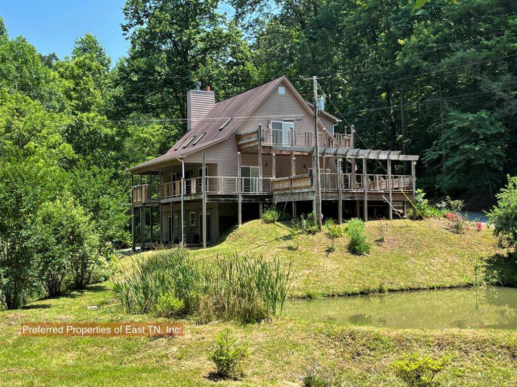 House for rent at 709 Brown Mountain Rd, Greeneville, TN 37745