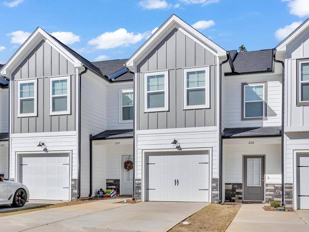 Townhouse for rent at 214 Linsmore Ave, Grovetown, GA 30813