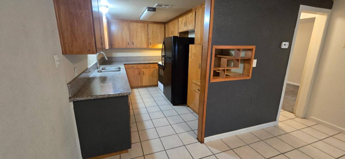 Apartment for rent at 49484 Rd, Oakhurst, CA 93644