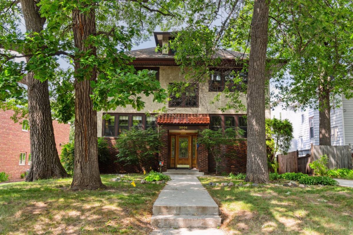 Apartment for rent at 3006 W 44th St, Minneapolis, MN 55410
