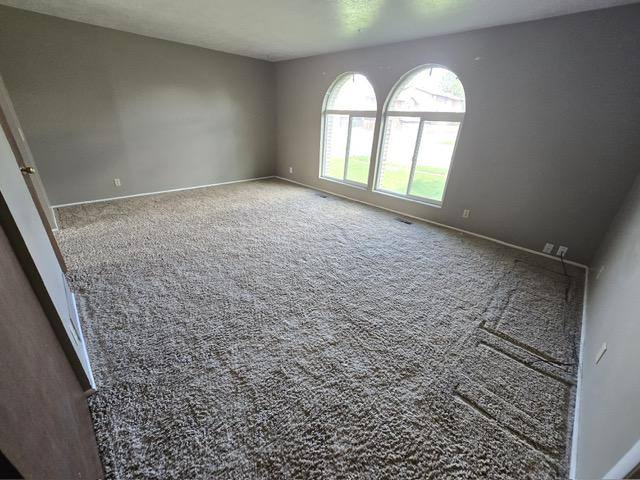 Apartment for rent at 5579 S 2800 W, Roy, UT 84067