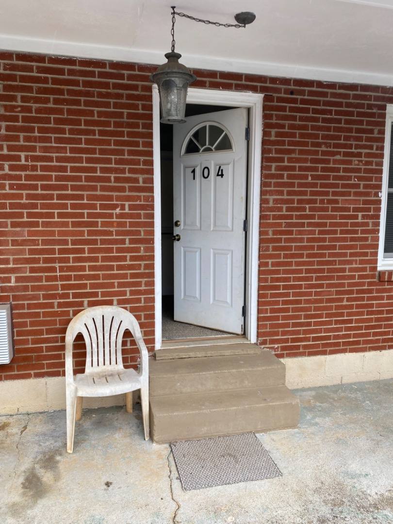 Apartment for rent at 2533 Richmond Highway, Gladstone, VA 24553