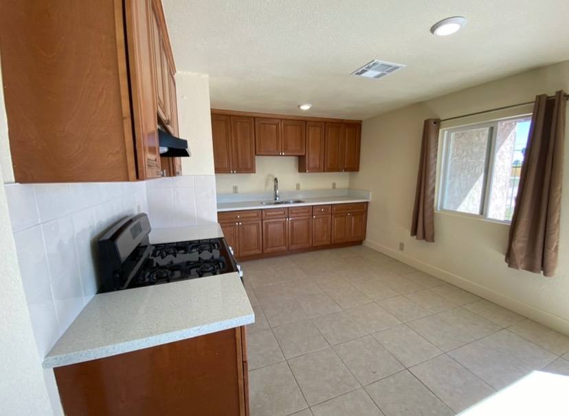 Apartment for rent at 265 E 2nd St, Perris, CA 92570