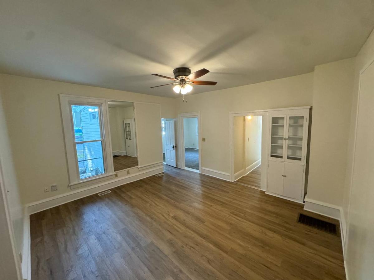 Apartment for rent at 1007 N Prairie St, Bloomington, IL 61701