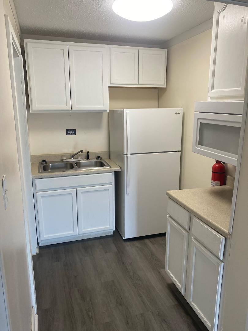 Apartment for rent at 305 N Main St, Galax, VA 24333