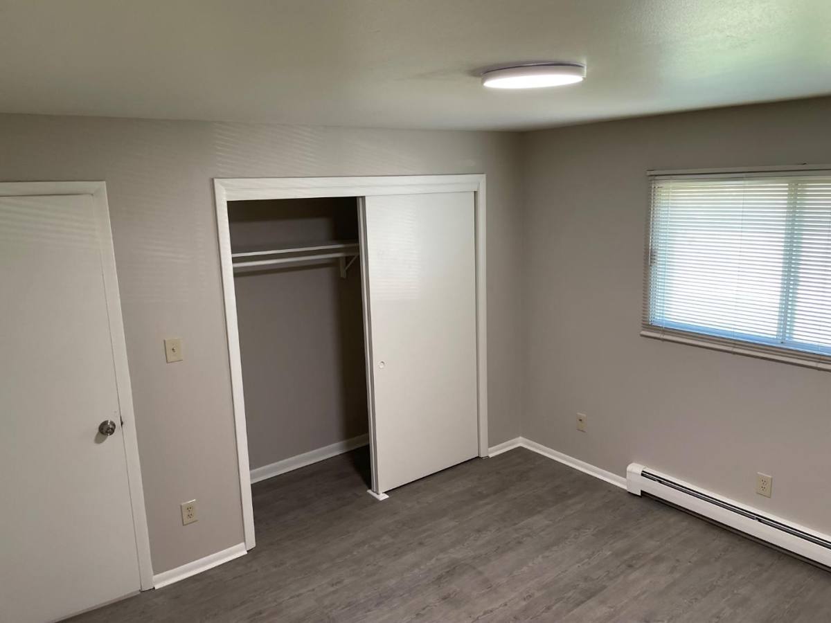 Apartment for rent at 1735 15th Ave #10, Kenosha, WI 53140