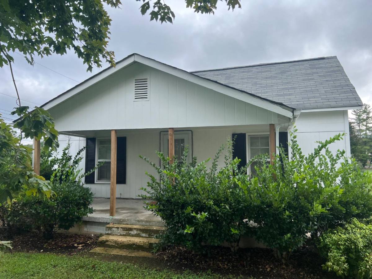 House for rent at 1753 Mount Vernon Rd #1753, Rocky Face, GA 30740