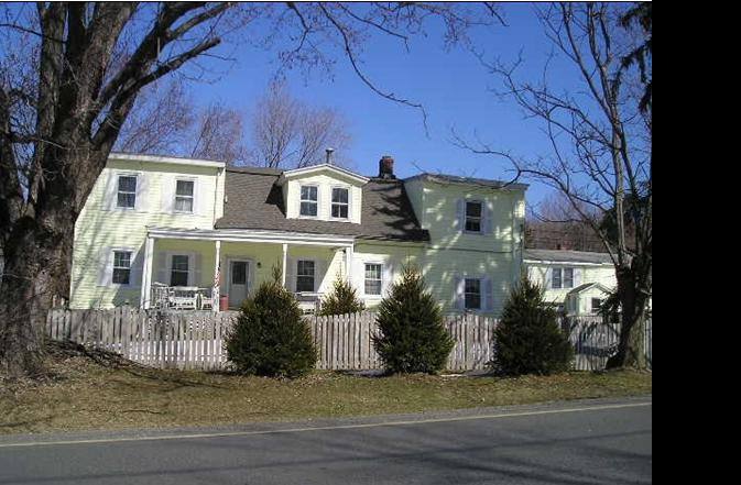 Apartment for rent at 572 Union Ave #1, Newburgh, NY 12550