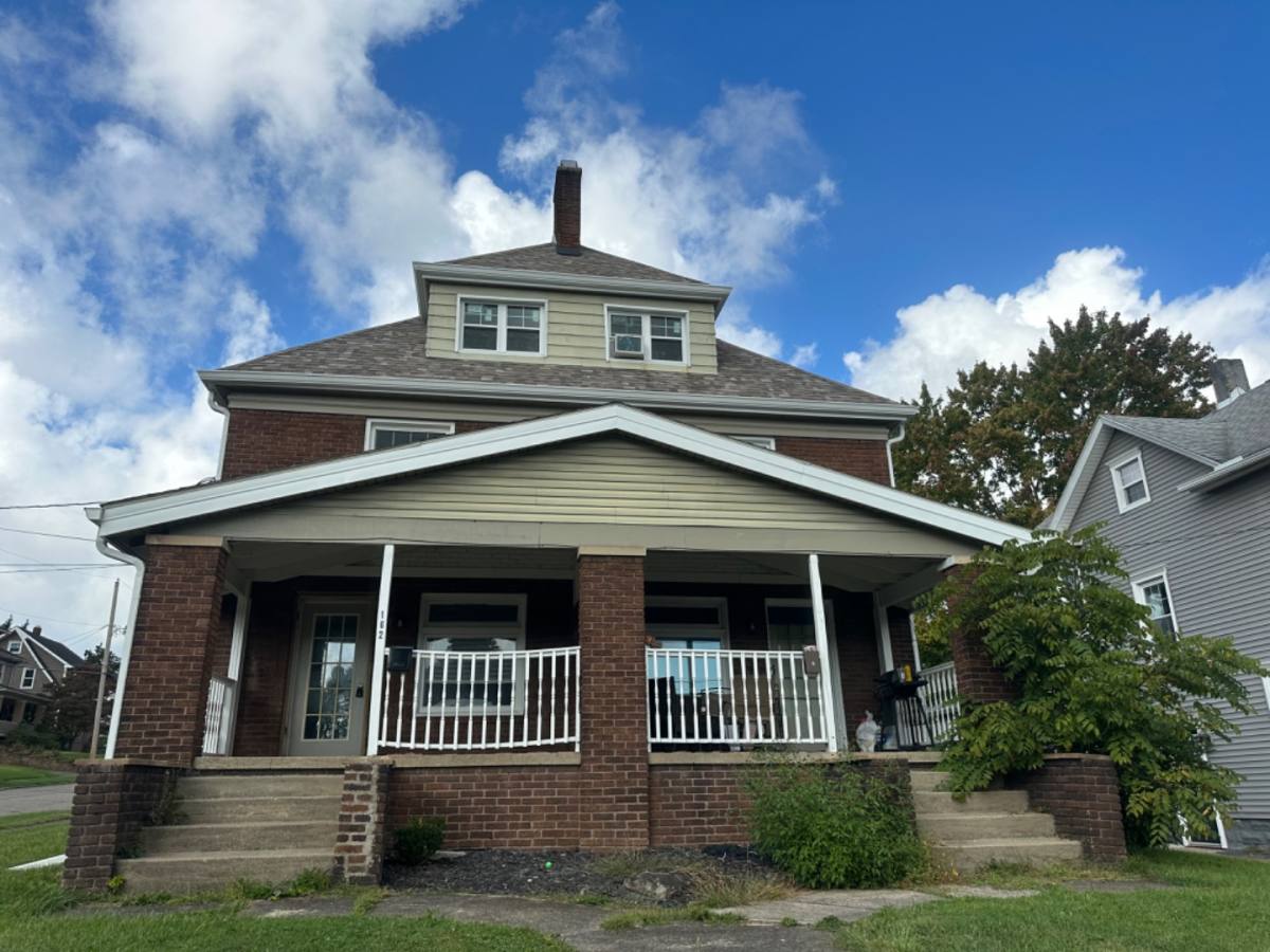Apartment for rent at 160 Hager St #162, Hubbard, OH 44425