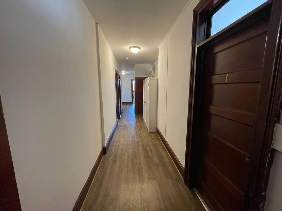 Apartment for rent at 110 E High St #3B, Milford, PA 18337