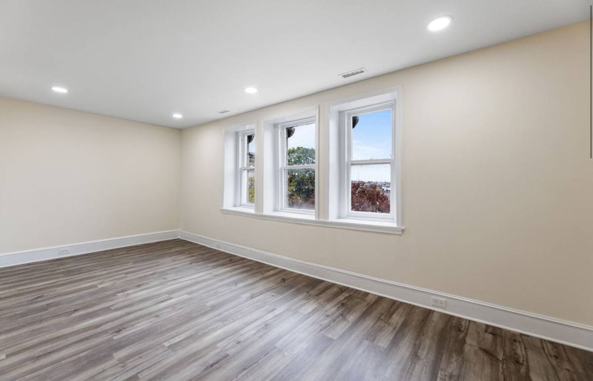 Apartment for rent at 1916 Eutaw Place - 4th #4, Baltimore, MD 21217