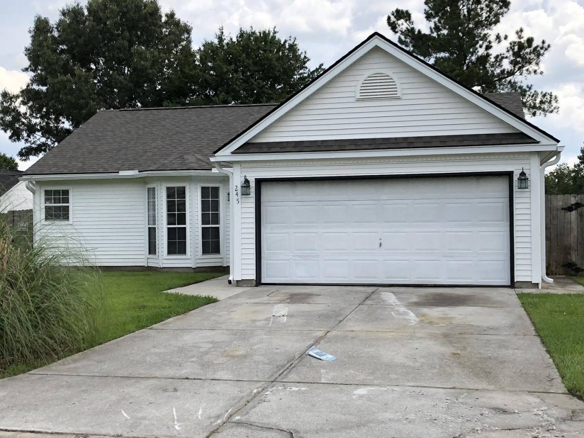 House for rent at 245 Hastings Dr, Goose Creek, SC 29445