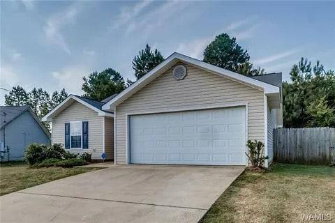 House for rent at 15993 Stone Ridge Circle #STONERIDGE, Brookwood, AL 35444