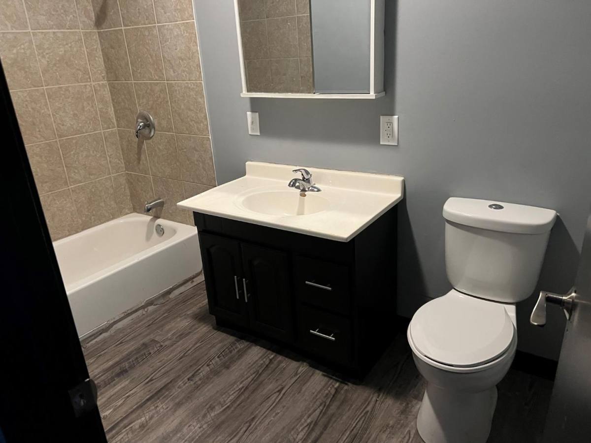Apartment for rent at 1121 N Rockton Ave #1, Rockford, IL 61103