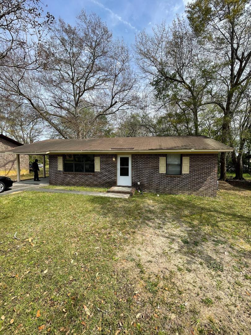 House for rent at 231 Canna St, Barnwell, SC 29812