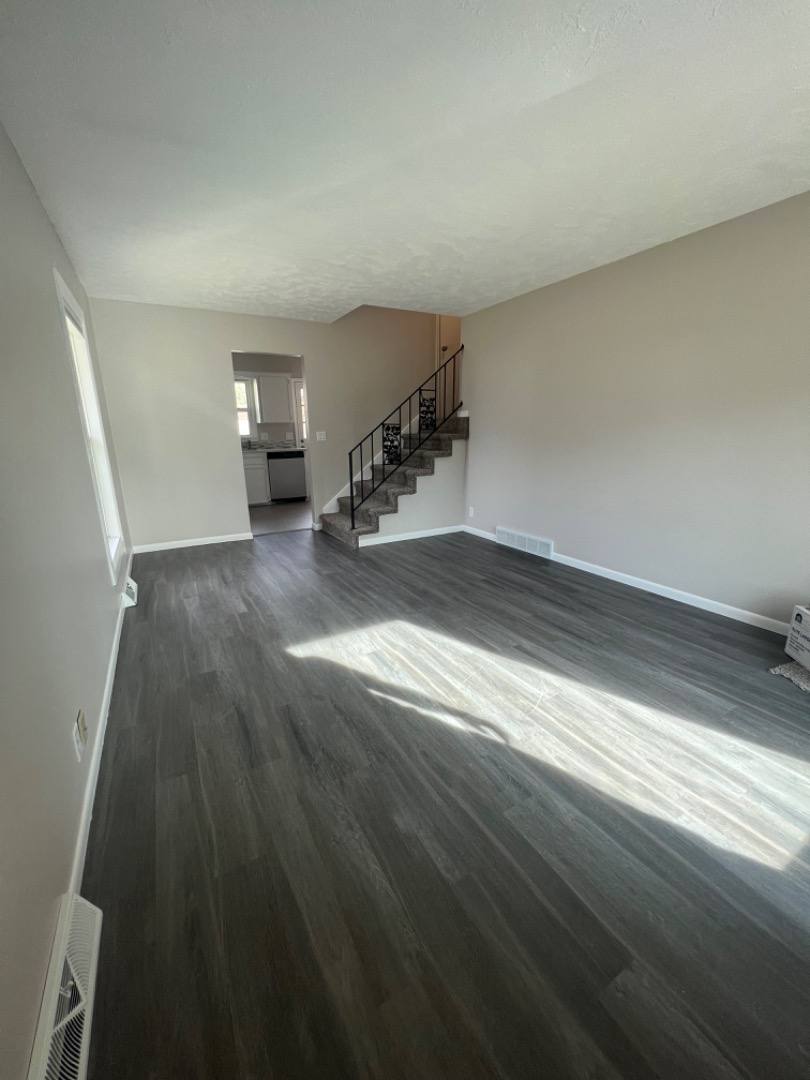 Apartment for rent at 11226 Roxbury Dr #11228, Omaha, NE 68137