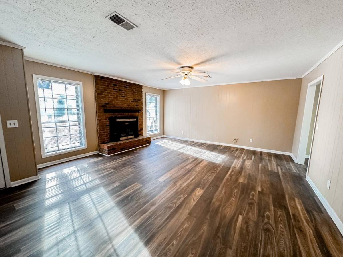 House for rent at 99 Gardenia Dr, Columbus, MS 39705