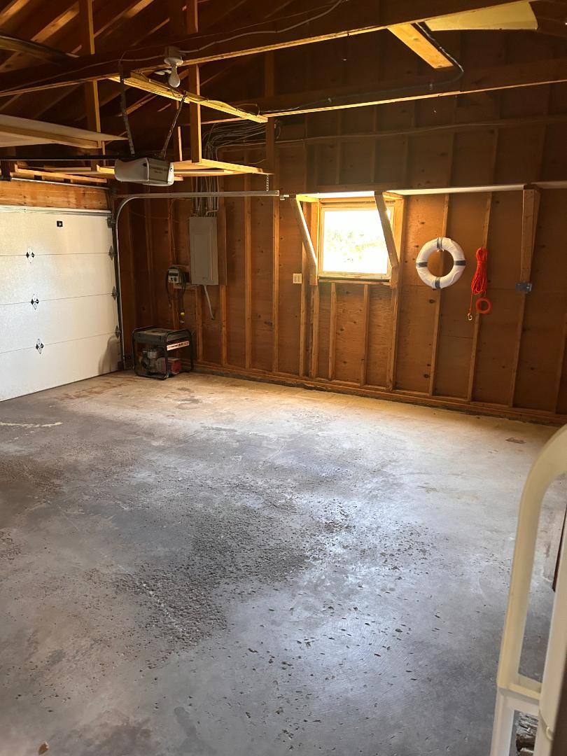 House for rent at 97 Olivia Dr, Rochester, NY 14626