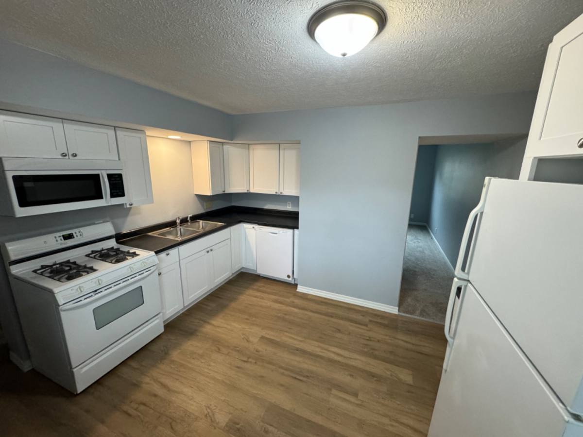 Townhouse for rent at 902 Railroad Ave #2, Normal, IL 61761