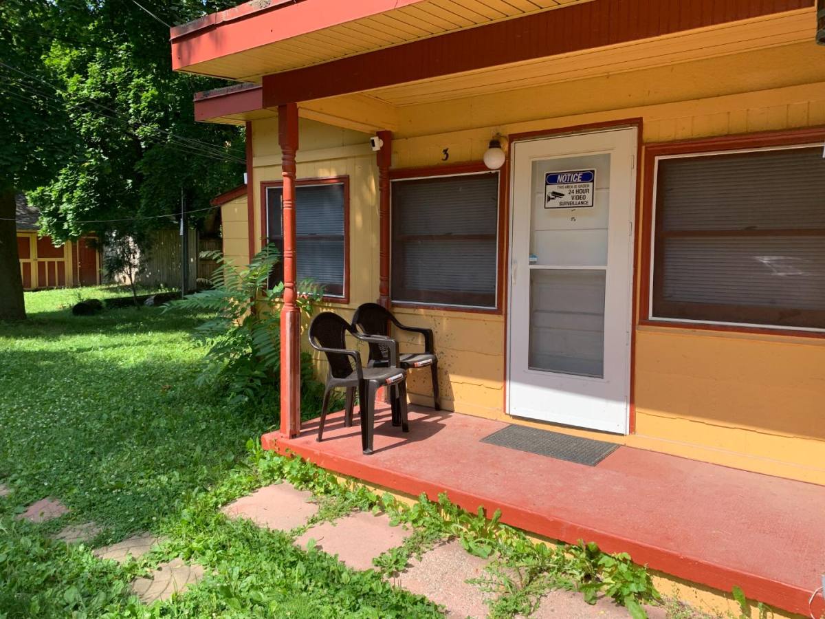 Apartment for rent at 413 Emmet St #3, Ypsilanti, MI 48197