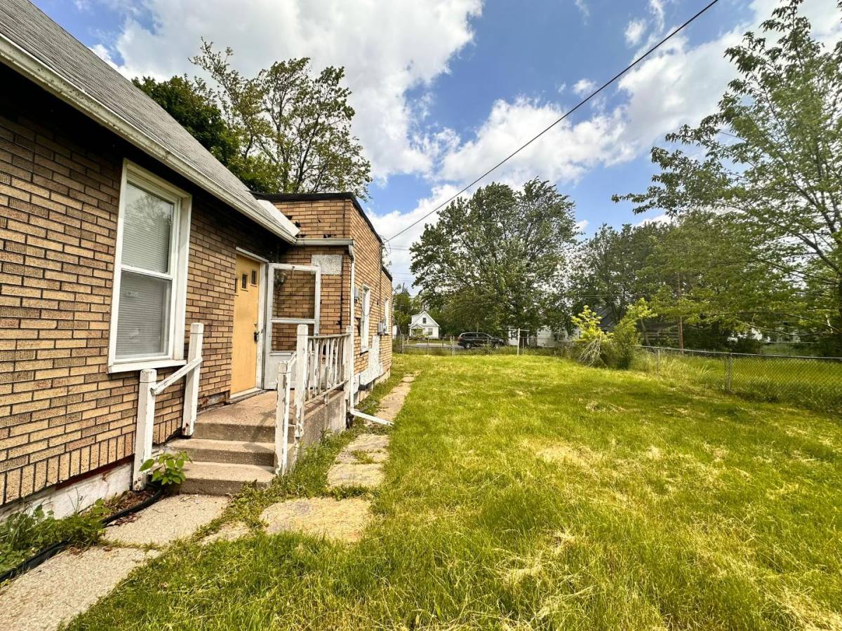 House for rent at 1307 Noble St, Toledo, OH 43608
