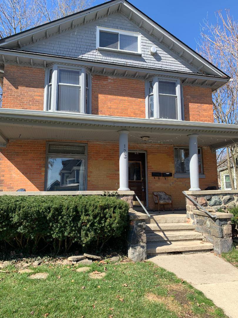 Apartment for rent at 123 College Place #1, Ypsilanti, MI 48197