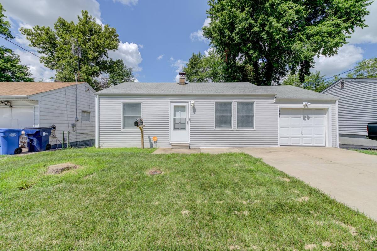 House for rent at 6119 Garfield Ave, Saint Louis, MO 63134