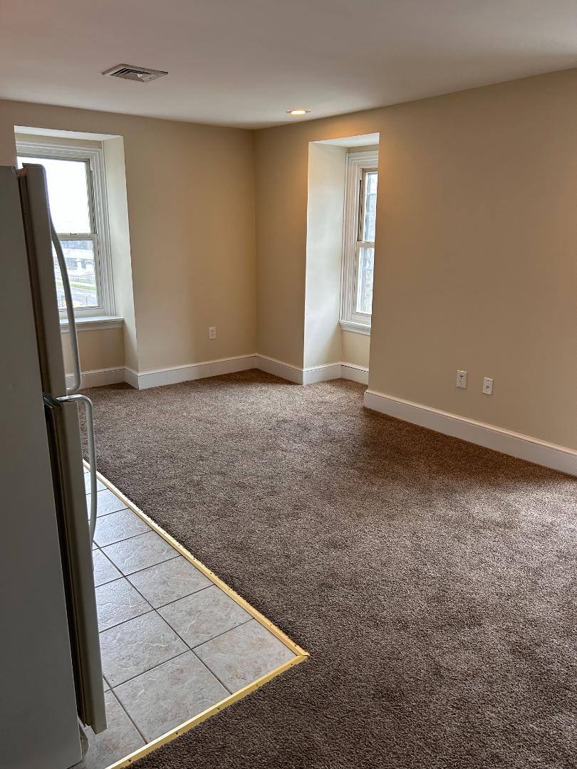930 N 6th St #3, Harrisburg, PA 17102