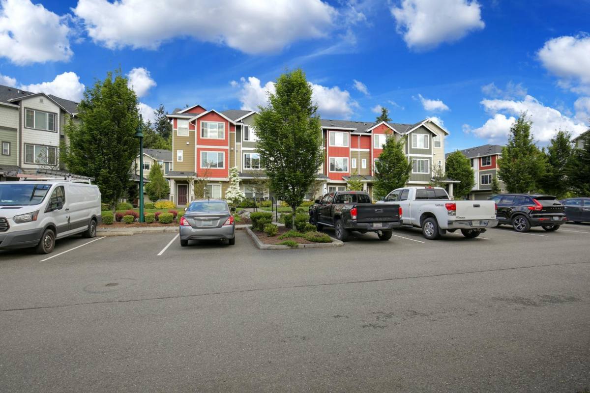 Townhouse for rent at 13517 44th Court SE #3, Bothell, WA 98012