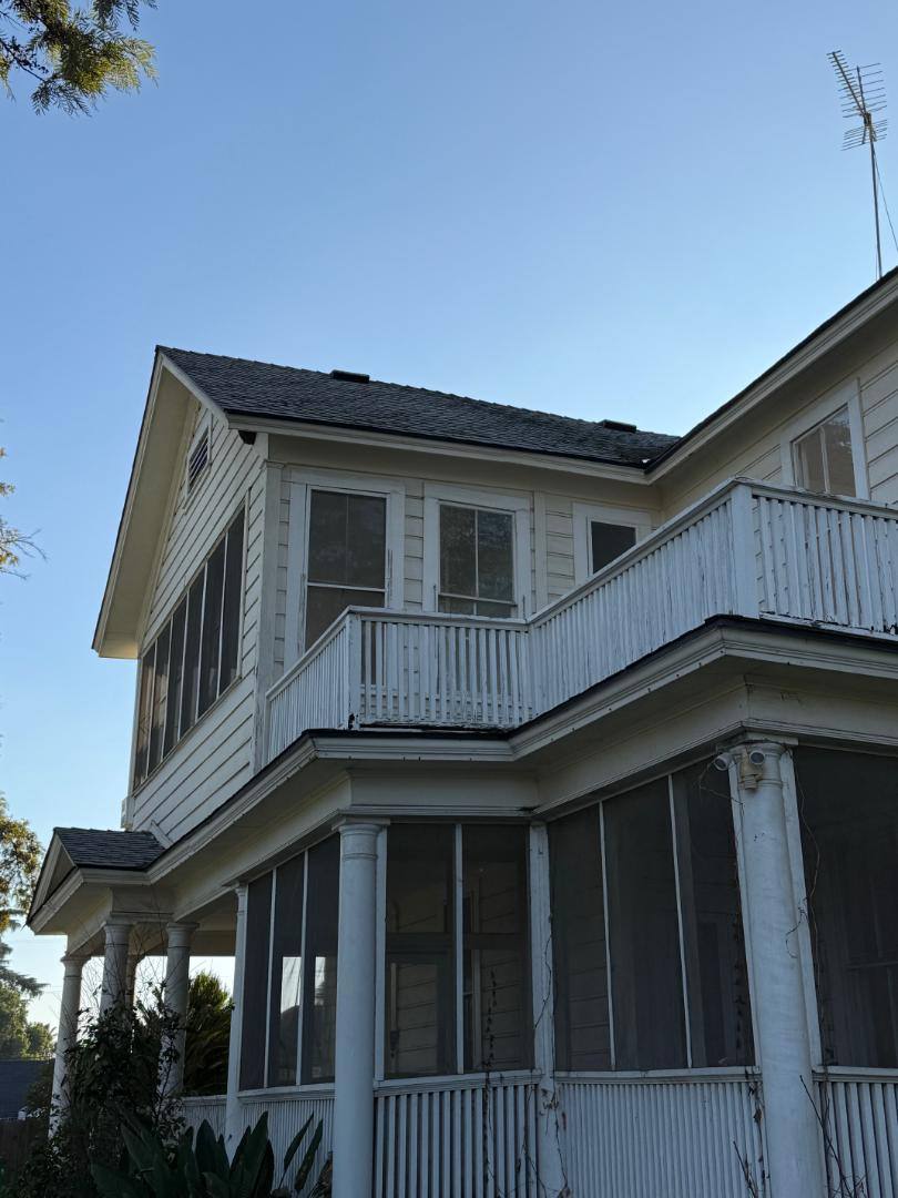 House for rent at 451 N Evelyn Ave #451, Fresno, CA 93727
