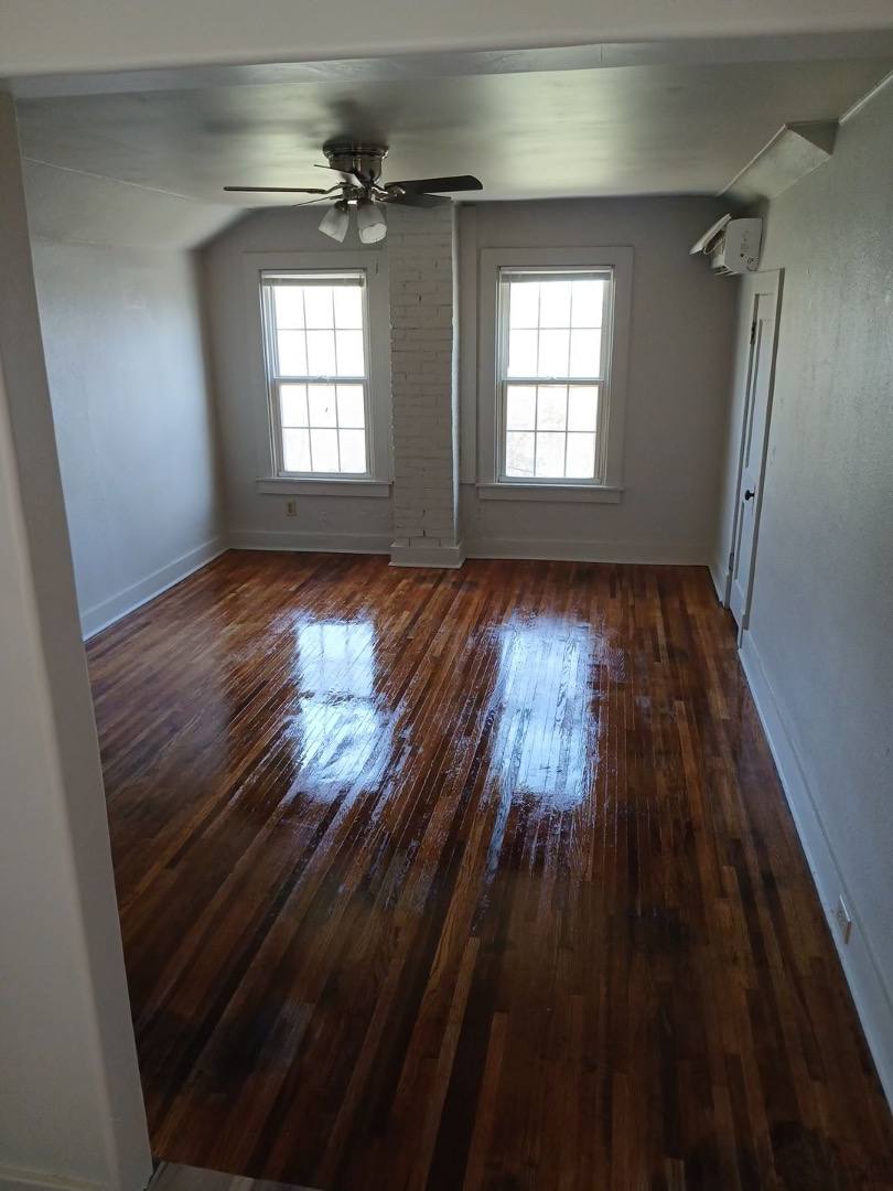 Apartment for rent at 216 Chestnut St #B, Jefferson City, MO 65101