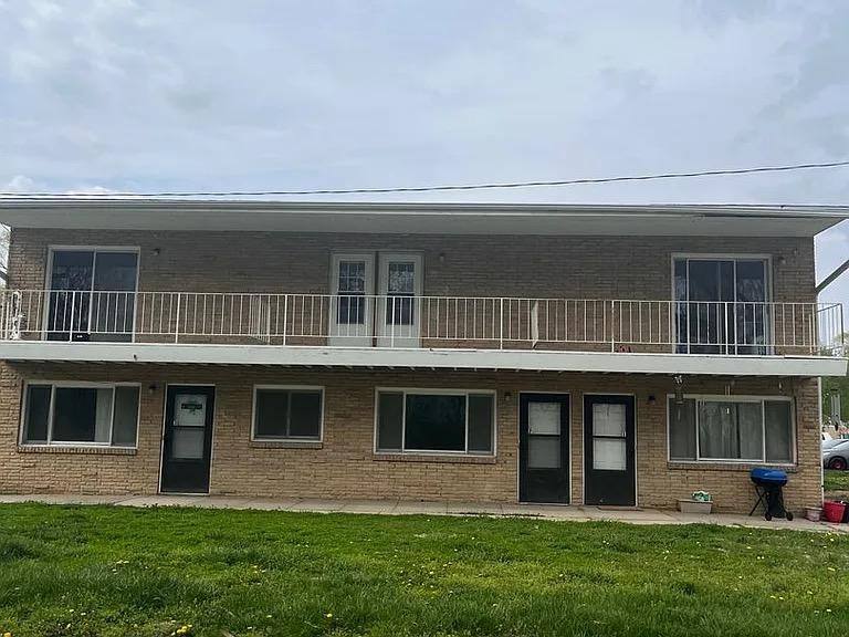 Apartment for rent at 2812 Franklin St #3, Bellevue, NE 68005