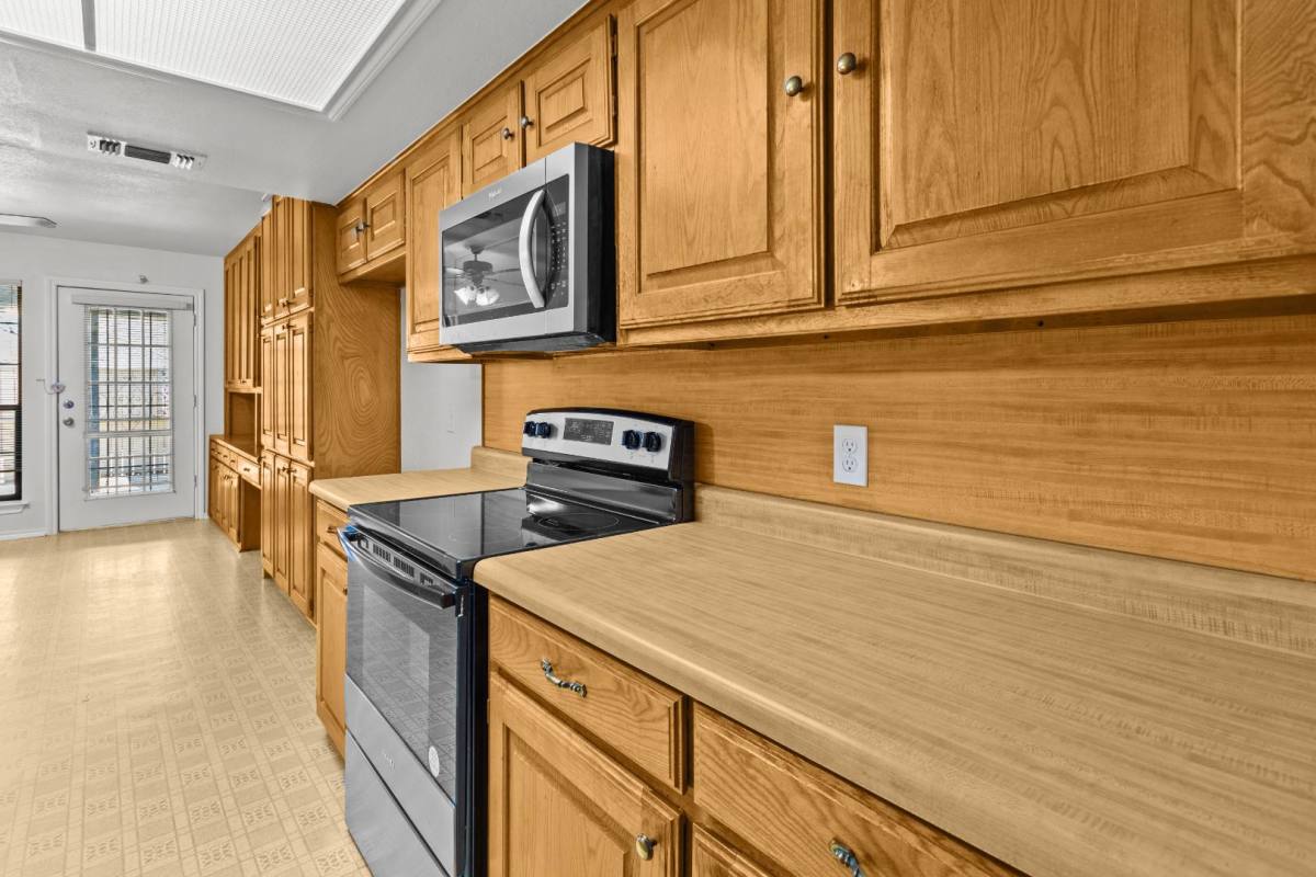 Apartment for rent at 6505 Towne Park Dr #4010 Garden, North Richland Hills, TX 76180