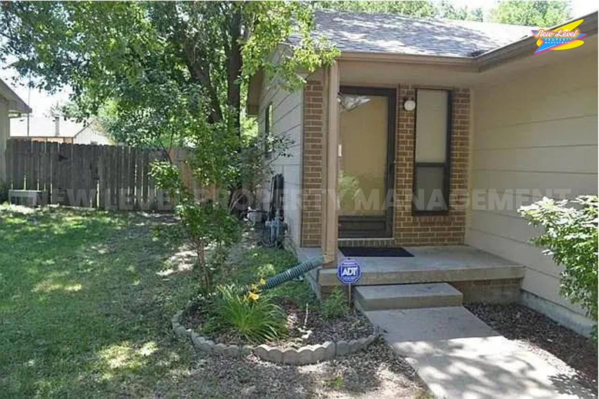 House for rent at 1818 S Griffith St, Wichita, KS 67207