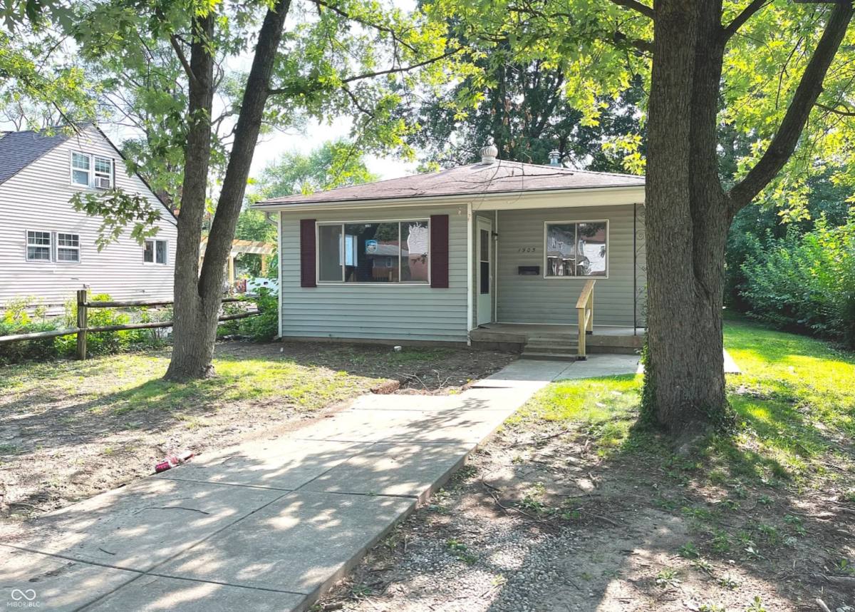 House for rent at 1905 N Dequincy St, Indianapolis, IN 46218